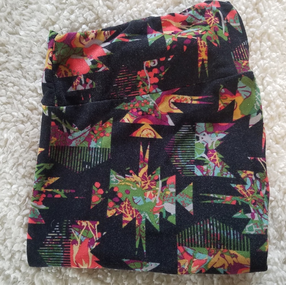 TC colorful Aztec leggings